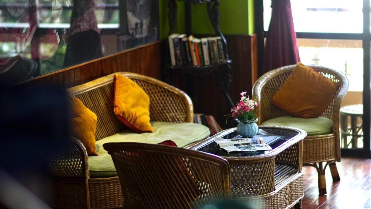 Monkey Bunky-3Monkeys Backpacker'S Hostel Катманду Екстер'єр фото