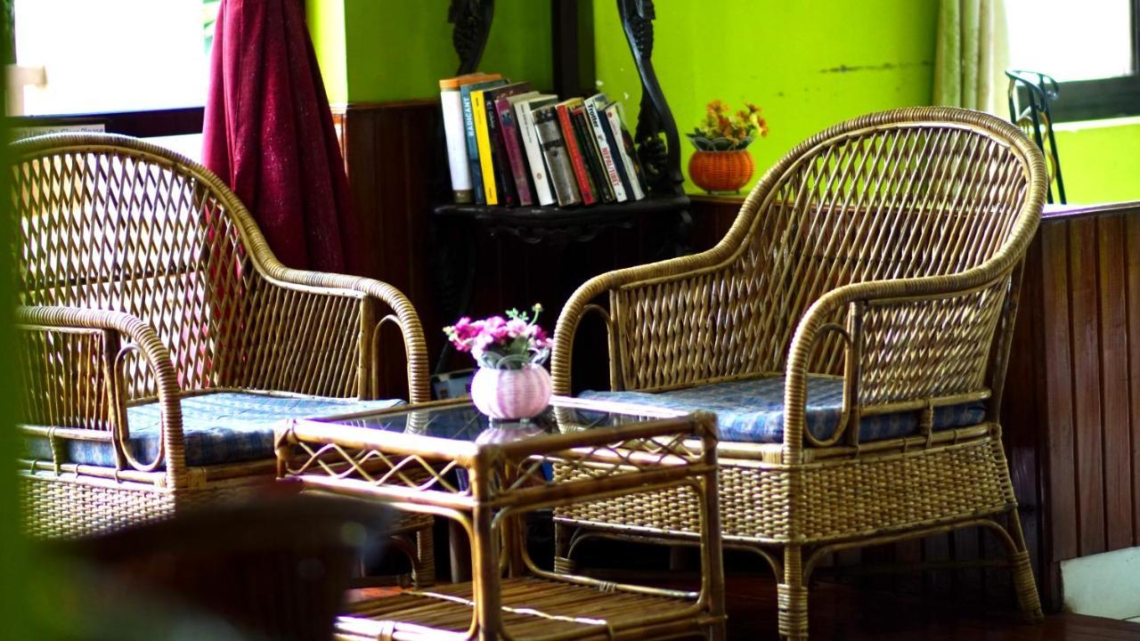 Monkey Bunky-3Monkeys Backpacker'S Hostel Катманду Екстер'єр фото